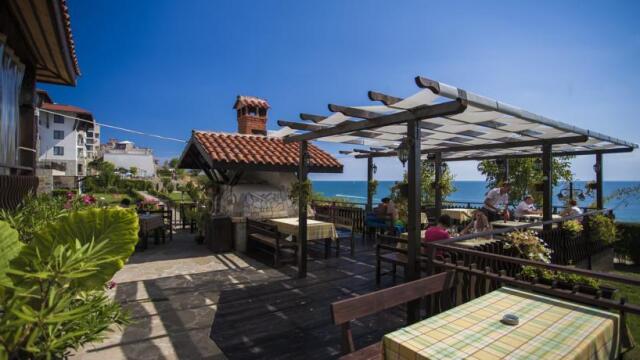 restorant-manastira-sveti-vlas-dinevi-resort-2