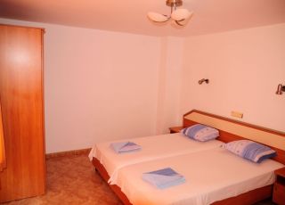 semeen-hotel-badarovi-nesebar-saintvlas-com-4