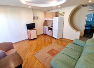 apartament-v-komplex-oazis-ravda-saintvlas-com-4