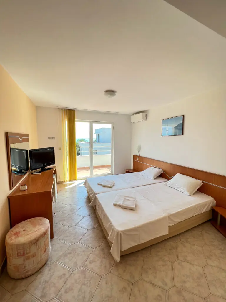 semeen-hotel-kristal-ravda-saintvlascom-9
